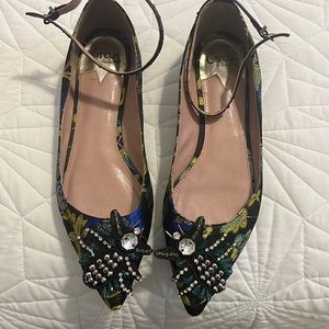 EUC Circus Sam Edelman fun colorful tapestry flats with design accent; Size 9.5